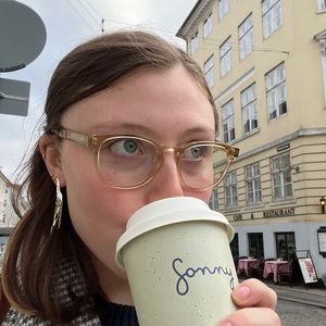 Meet your Posher, Clara